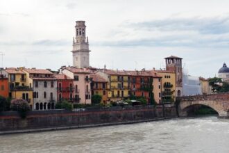 Les rives de Verone